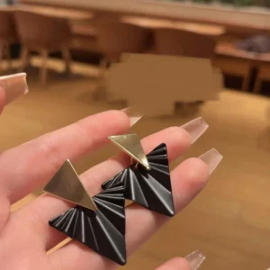 Kaneez Earrings 22