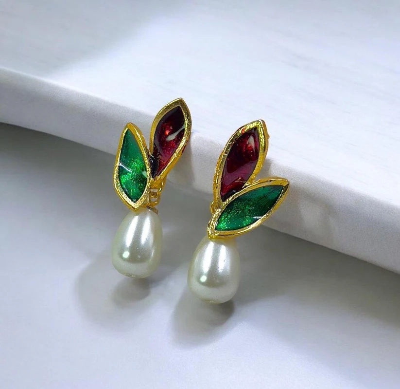 Kaneez Earrings 39