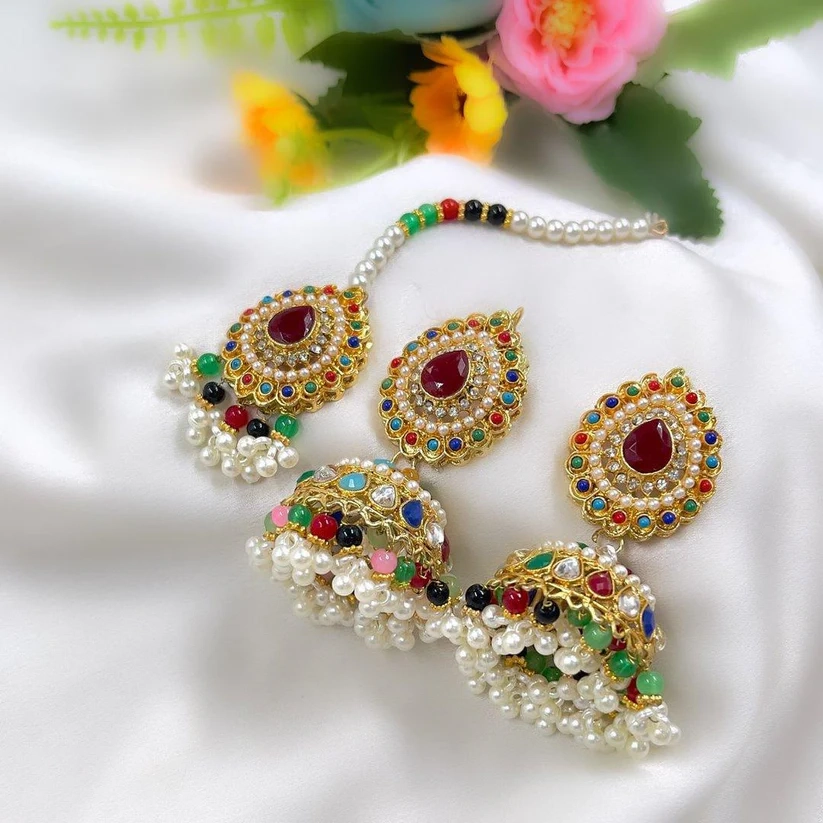 Kaneez Earrings 31